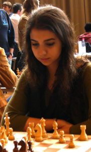 سارا سادات خادم‌الشریعه